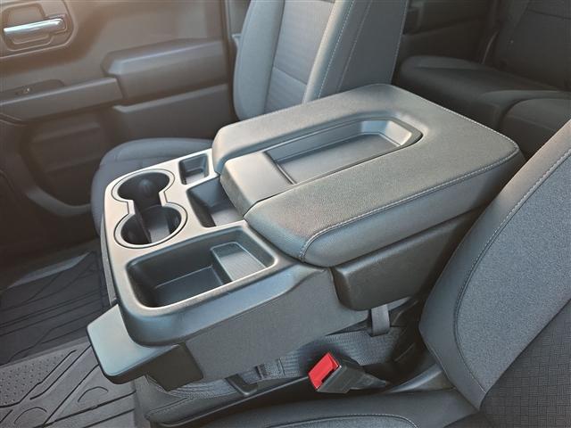 used 2022 Chevrolet Silverado 1500 car, priced at $31,900