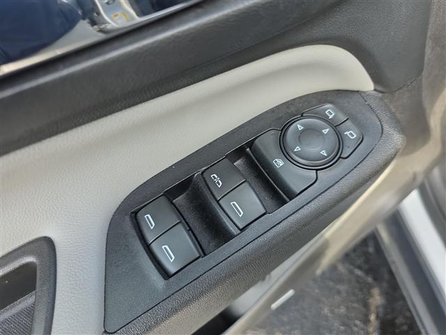 used 2018 Chevrolet Equinox car, priced at $16,000