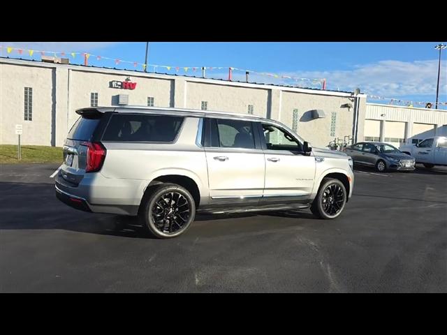 used 2023 GMC Yukon XL car, priced at $42,799