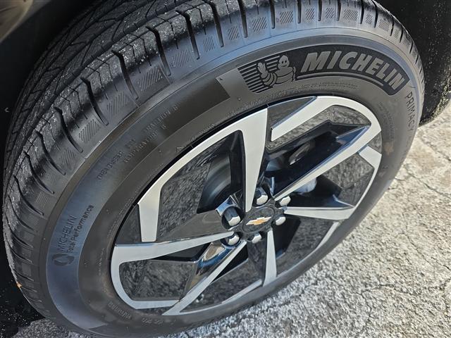 used 2025 Chevrolet Equinox EV car, priced at $24,189