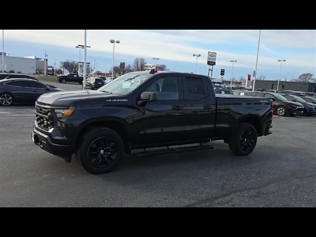 used 2022 Chevrolet Silverado 1500 car, priced at $32,640