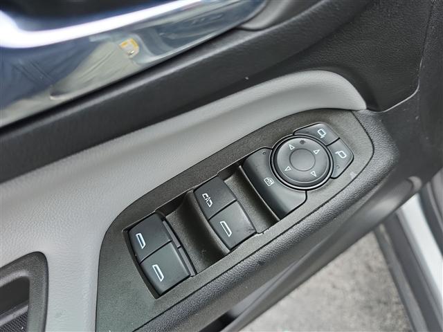 used 2023 Chevrolet Equinox car, priced at $20,370