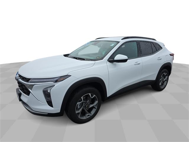 used 2025 Chevrolet Trax car, priced at $20,584