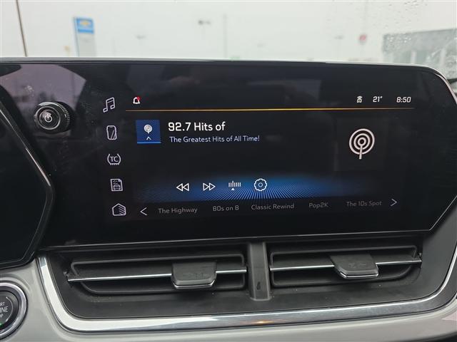 used 2025 Chevrolet Trax car, priced at $20,584