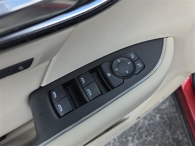 used 2021 Buick Envision car, priced at $25,240