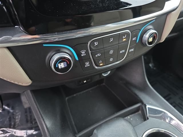 used 2023 Chevrolet Traverse car, priced at $26,999