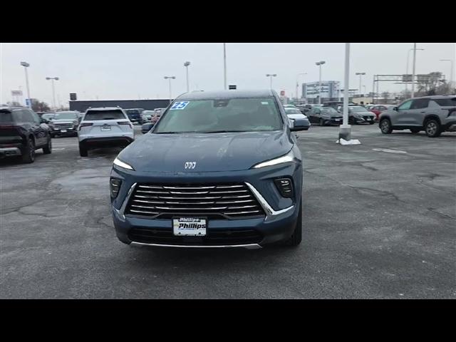 used 2025 Buick Enclave car, priced at $36,888