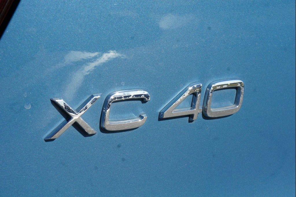 used 2025 Volvo XC40 car, priced at $32,498