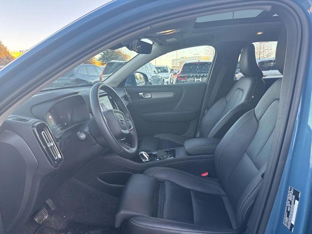 used 2025 Volvo XC40 car, priced at $31,500