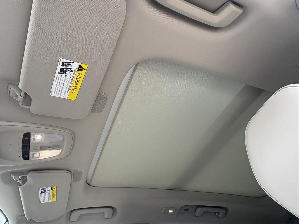 new 2026 Volvo XC90 car, priced at $75,155