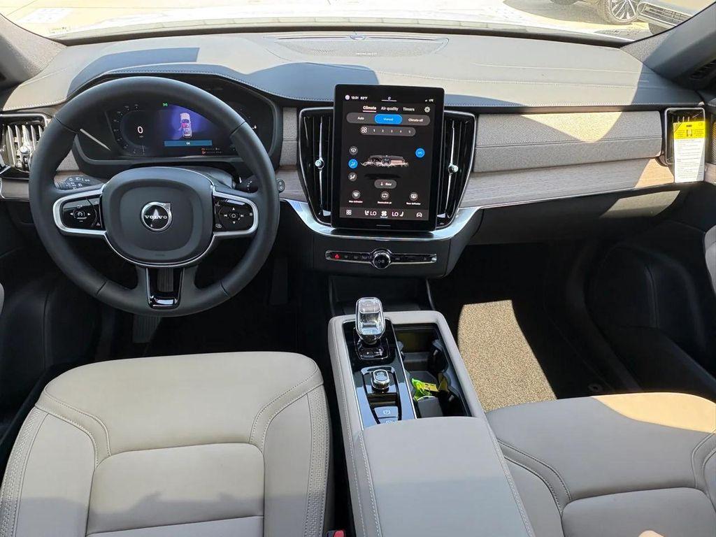 new 2025 Volvo XC90 Plug-In Hybrid car, priced at $78,805