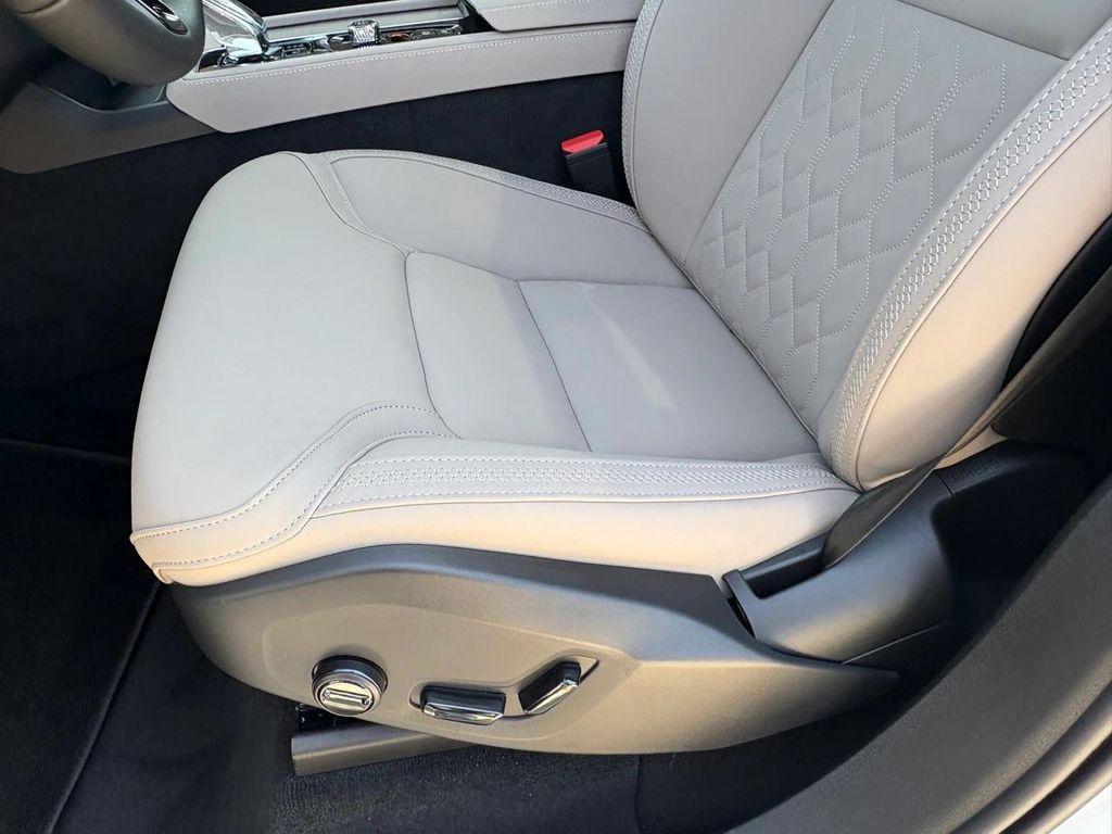 new 2025 Volvo XC90 Plug-In Hybrid car, priced at $78,805