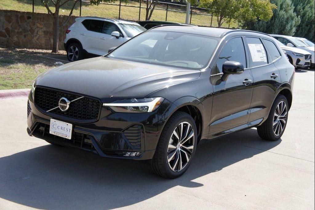 new 2025 Volvo XC60 car, priced at $45,360