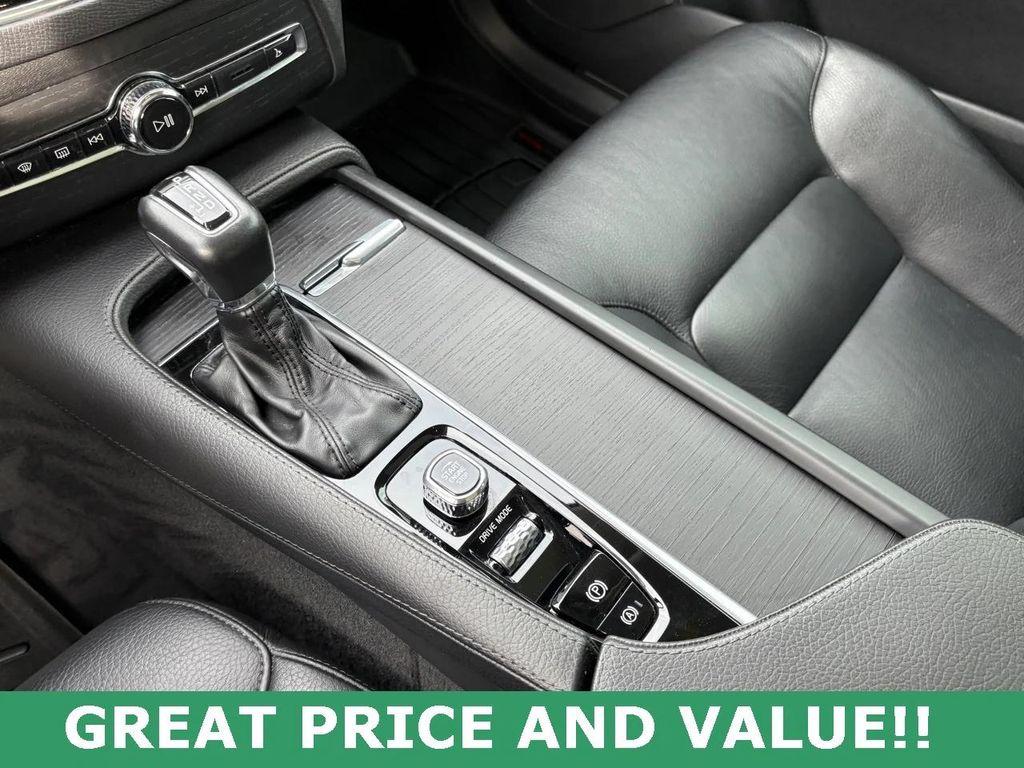 used 2020 Volvo XC90 car, priced at $21,000
