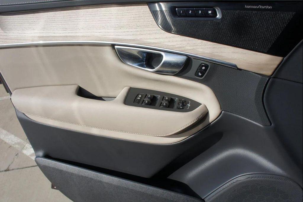 new 2026 Volvo XC90 car, priced at $78,175