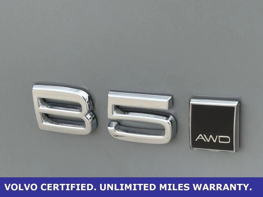 used 2025 Volvo XC40 car, priced at $31,800