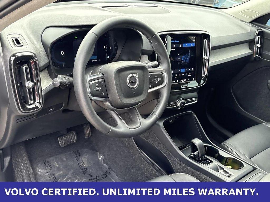 used 2025 Volvo XC40 car, priced at $31,800