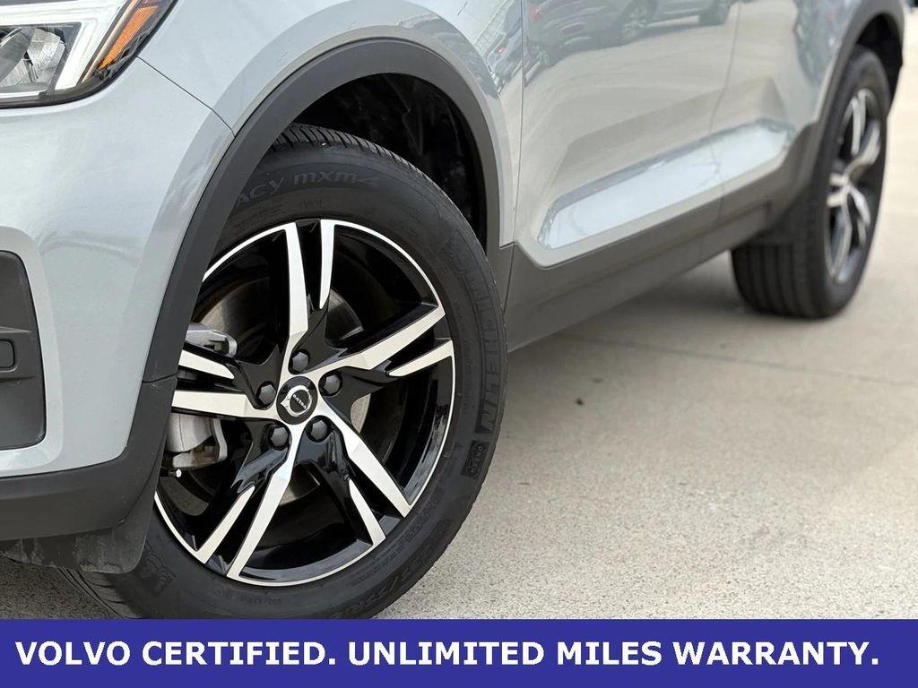 used 2025 Volvo XC40 car, priced at $31,800