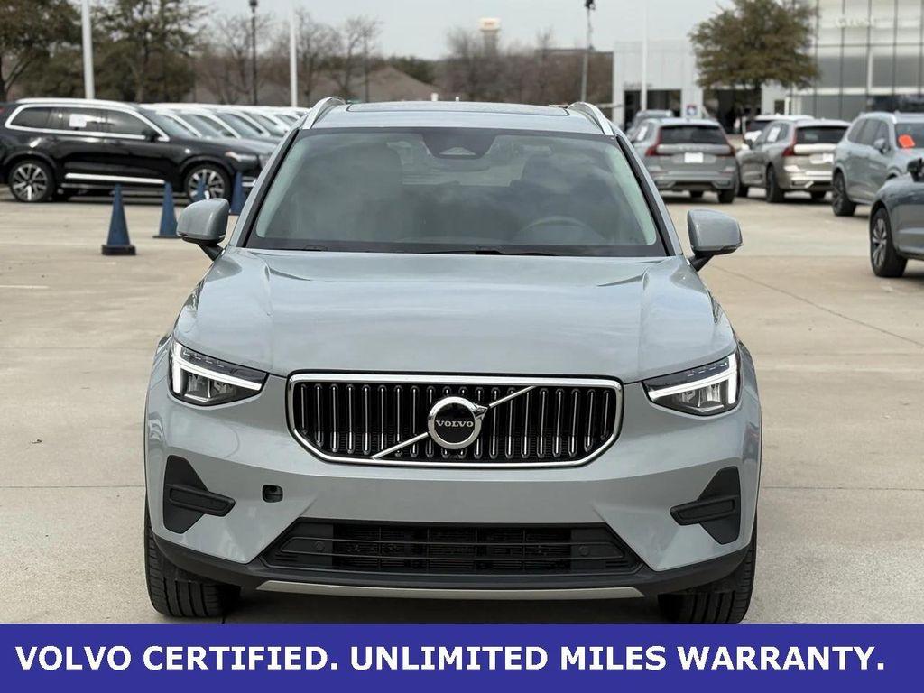 used 2025 Volvo XC40 car, priced at $31,800
