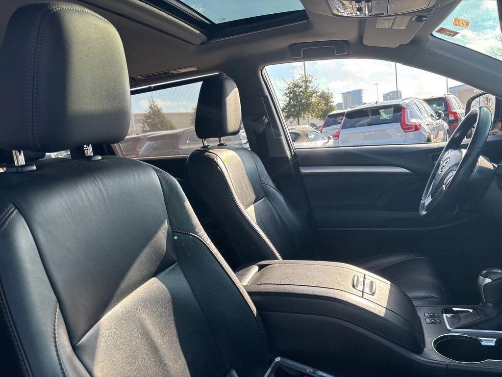 used 2015 Toyota Highlander car, priced at $18,800