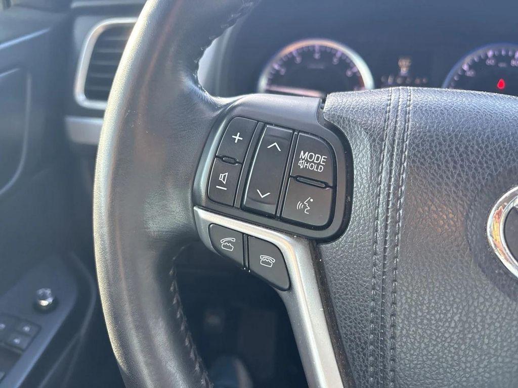 used 2015 Toyota Highlander car, priced at $18,800