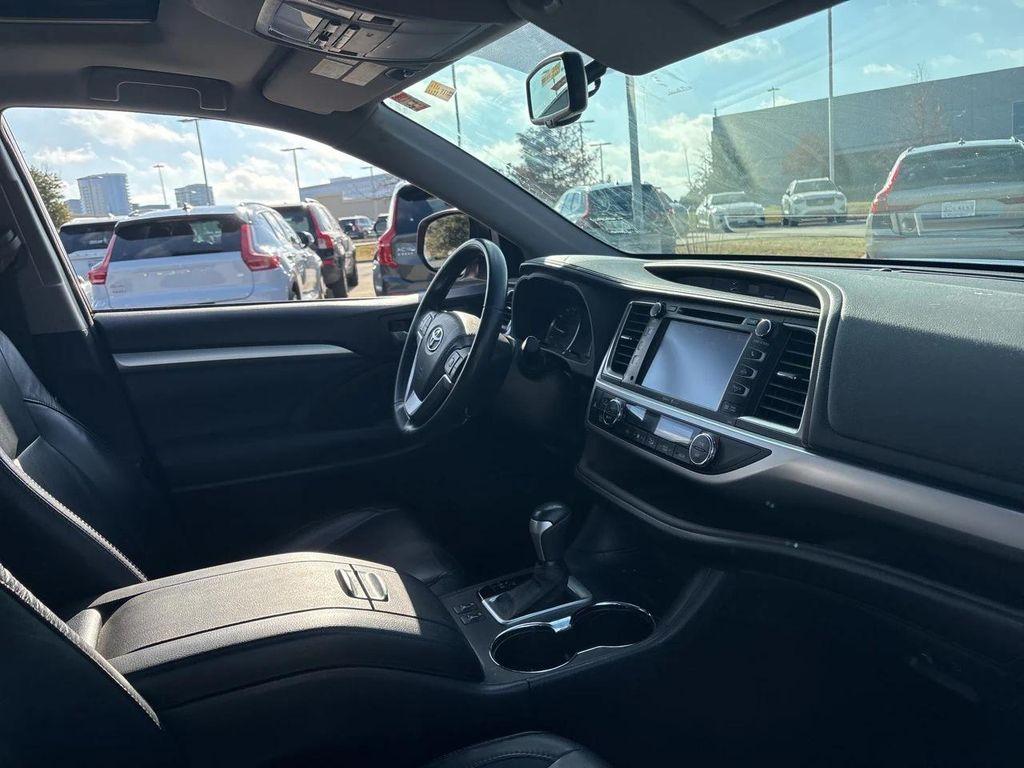 used 2015 Toyota Highlander car, priced at $18,800