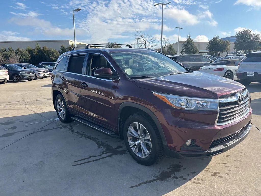 used 2015 Toyota Highlander car, priced at $18,800