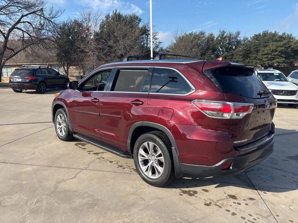 used 2015 Toyota Highlander car, priced at $18,800