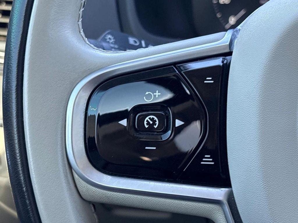 used 2020 Volvo XC90 car, priced at $17,295