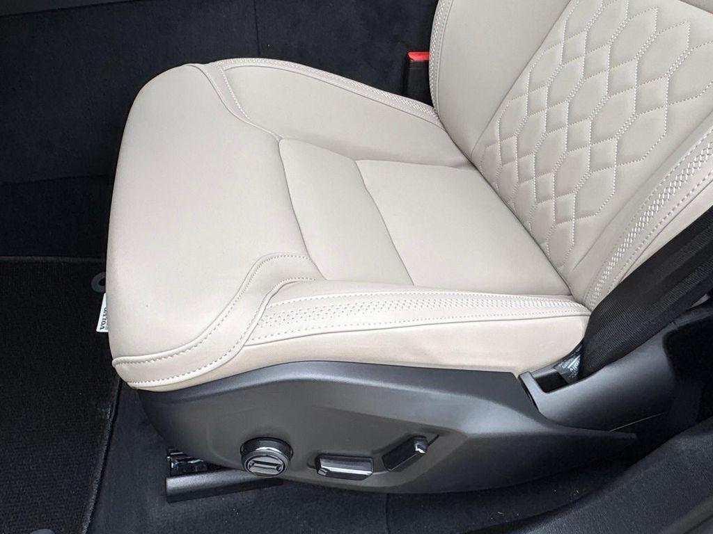 new 2026 Volvo XC60 car, priced at $59,160