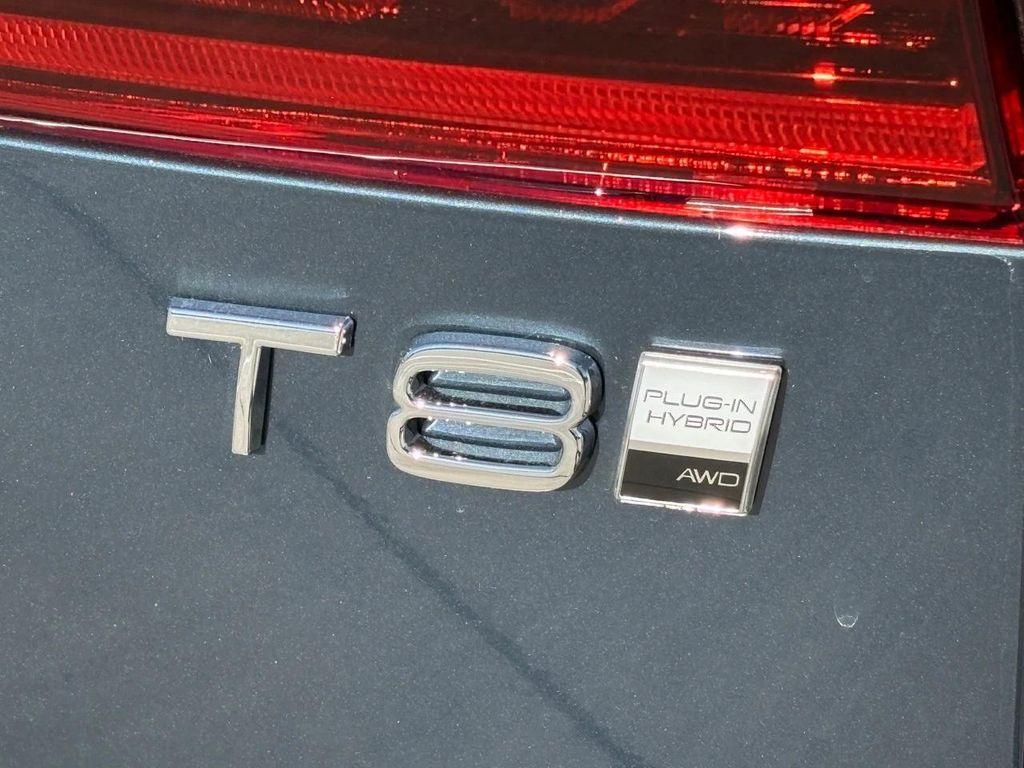 new 2026 Volvo XC60 Plug-In Hybrid car, priced at $75,355