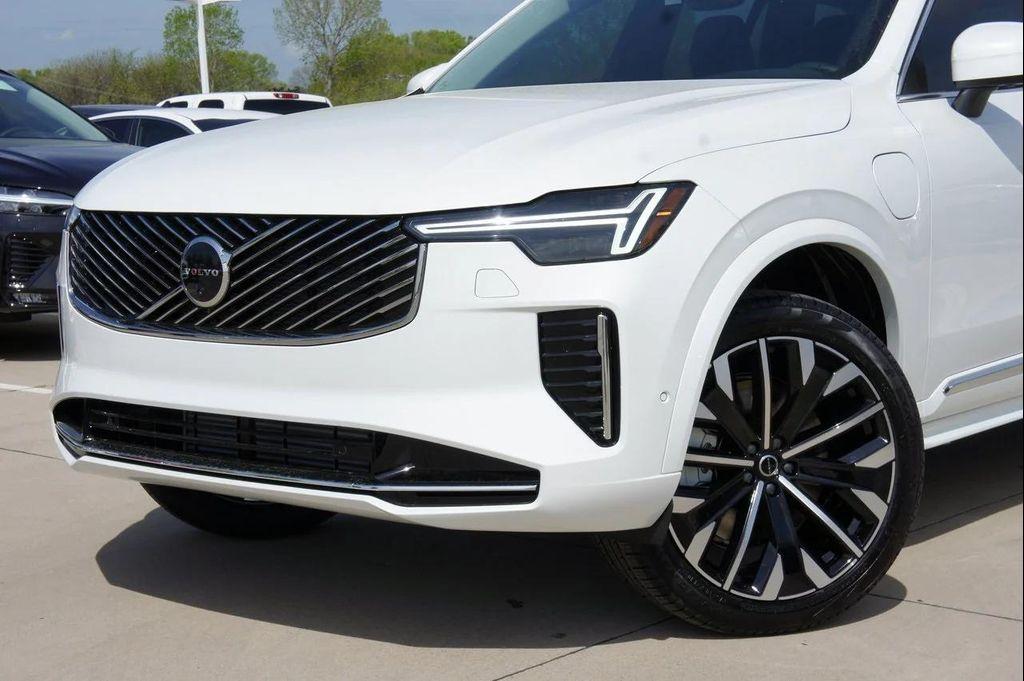 new 2025 Volvo XC90 Plug-In Hybrid car, priced at $78,805
