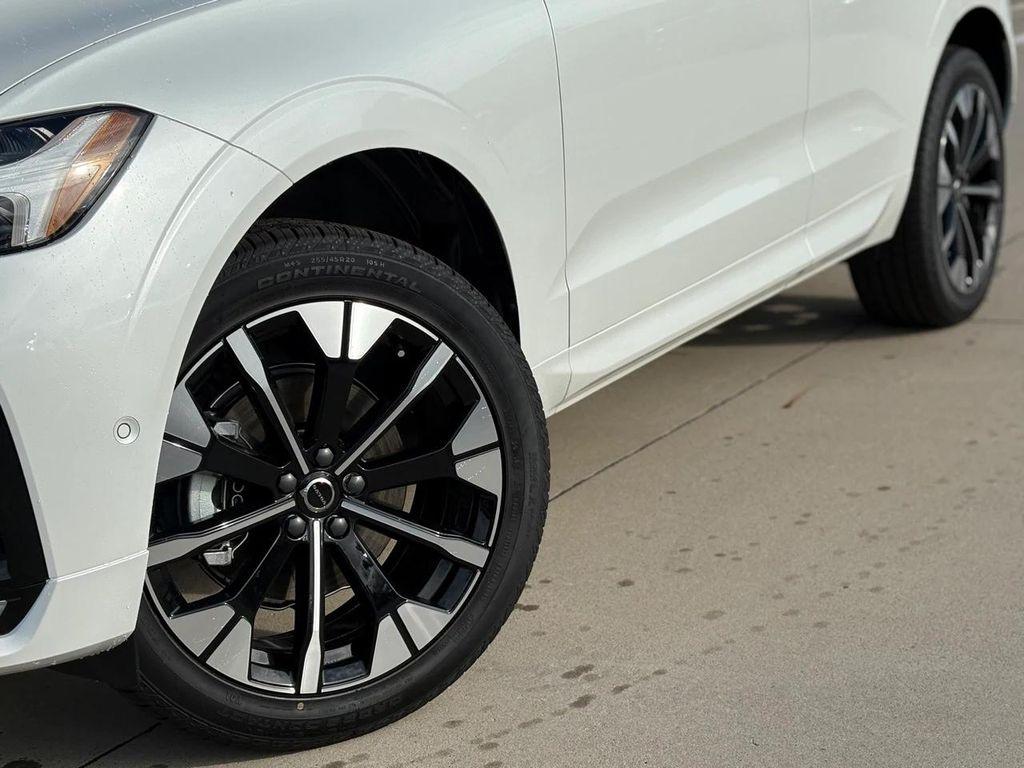 new 2026 Volvo XC60 car, priced at $57,985
