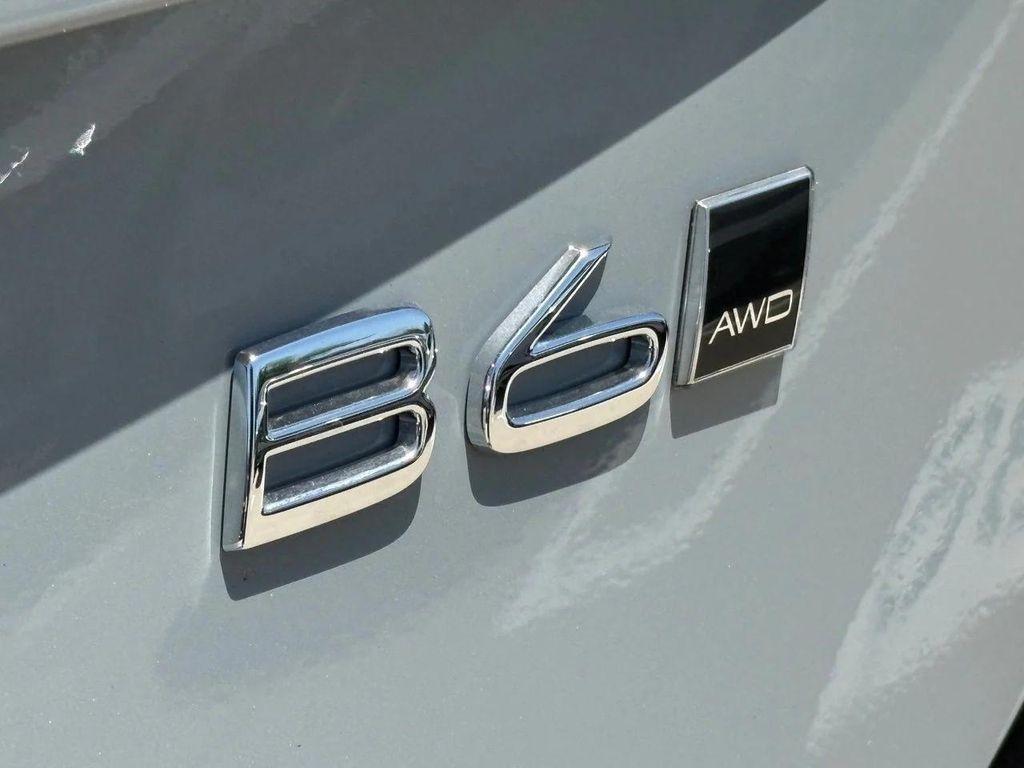 new 2026 Volvo XC90 car, priced at $76,545