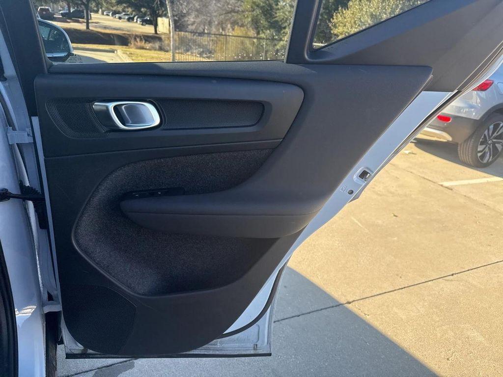 used 2025 Volvo XC40 car, priced at $31,200