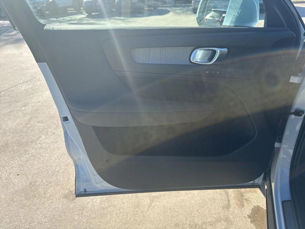 used 2025 Volvo XC40 car, priced at $31,200