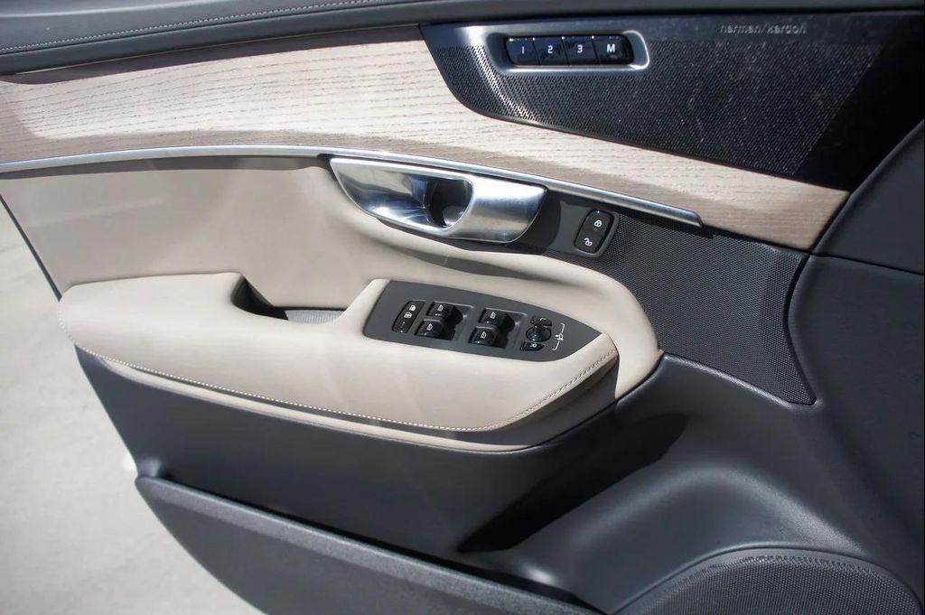 new 2026 Volvo XC90 car, priced at $71,825