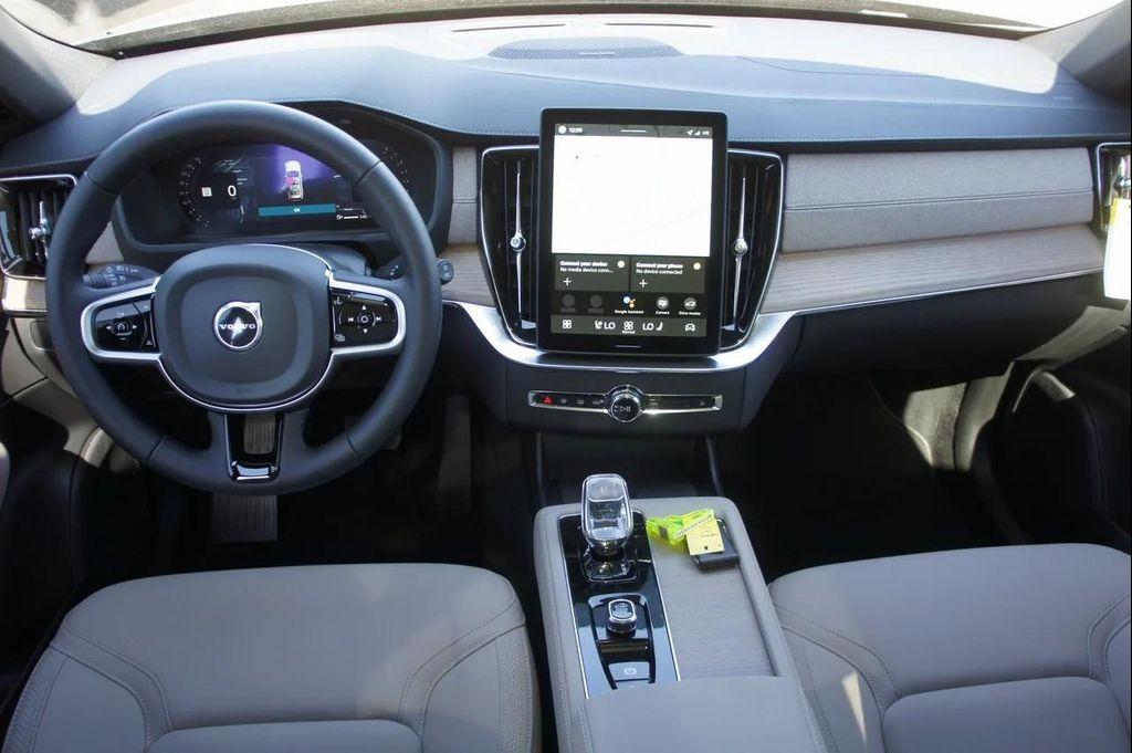 new 2026 Volvo XC90 car, priced at $71,825