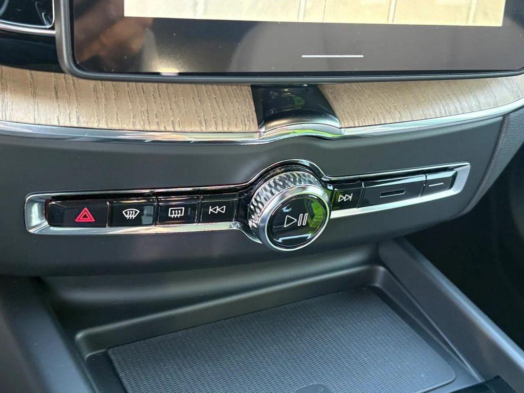 new 2026 Volvo XC60 Plug-In Hybrid car, priced at $69,285