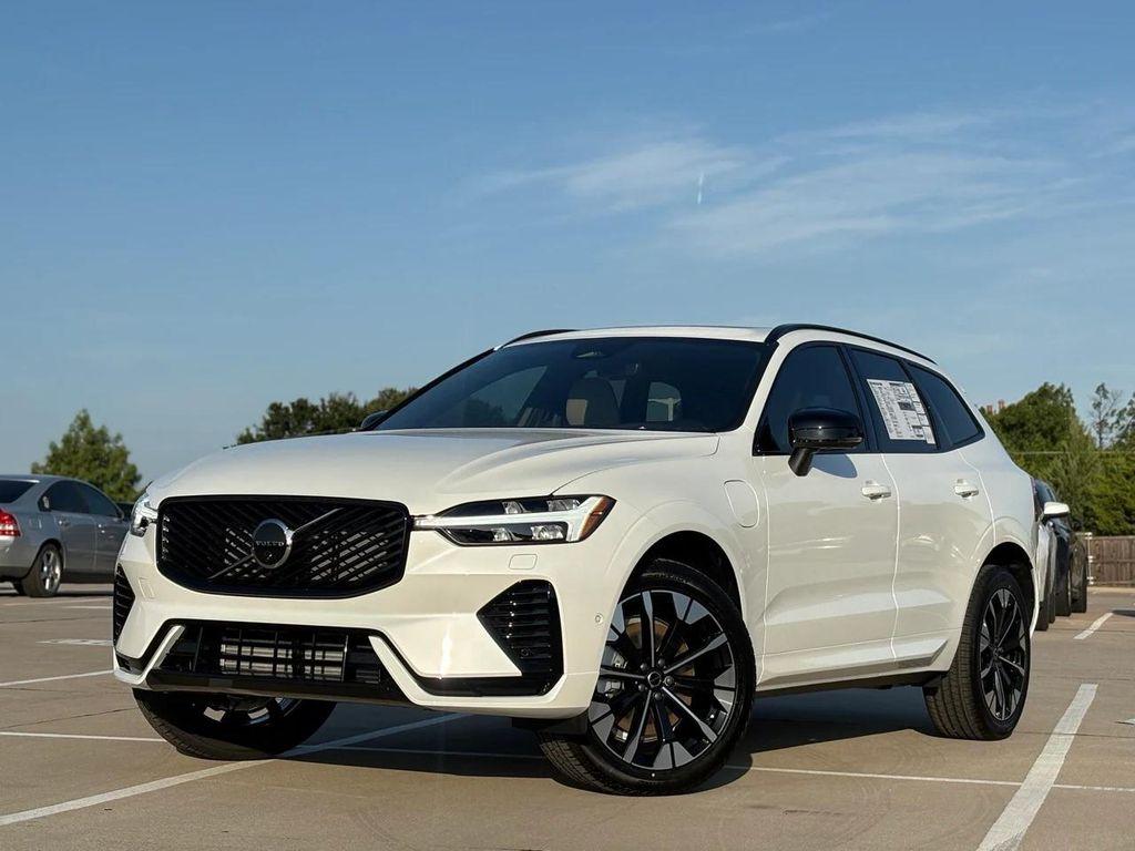 new 2026 Volvo XC60 Plug-In Hybrid car, priced at $69,285