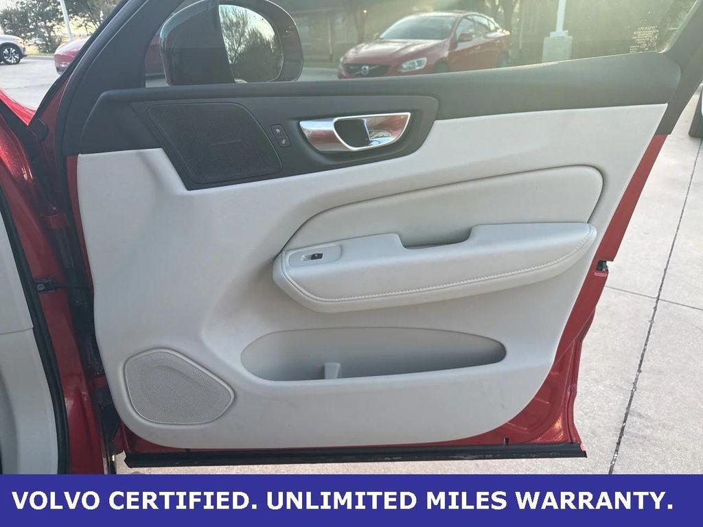 used 2023 Volvo XC60 car, priced at $32,300