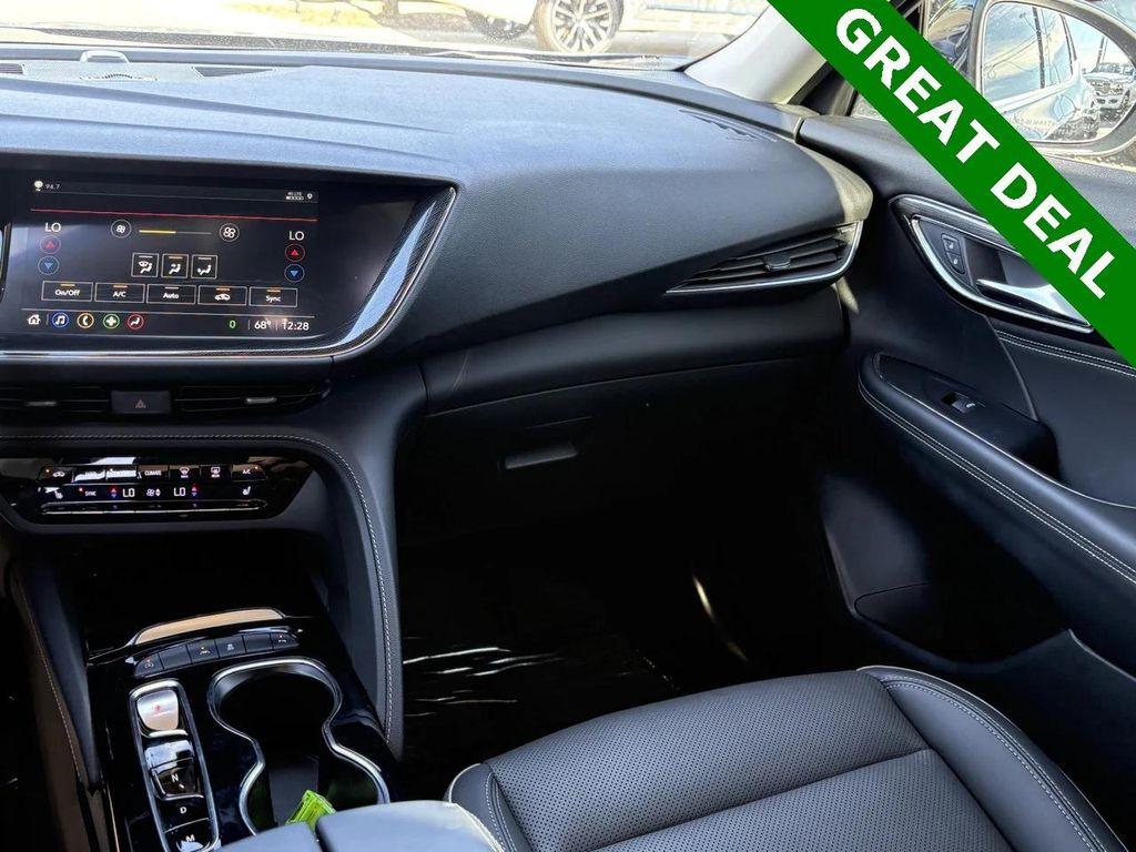 used 2022 Buick Envision car, priced at $23,800