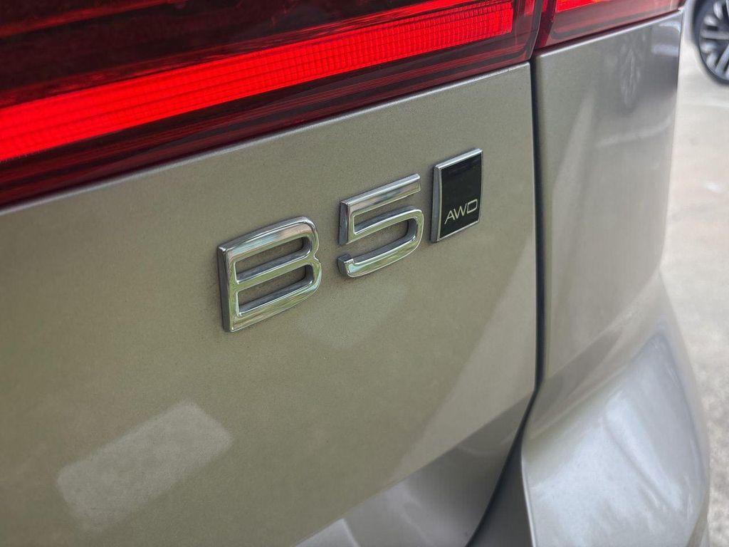 used 2024 Volvo XC60 car, priced at $37,999