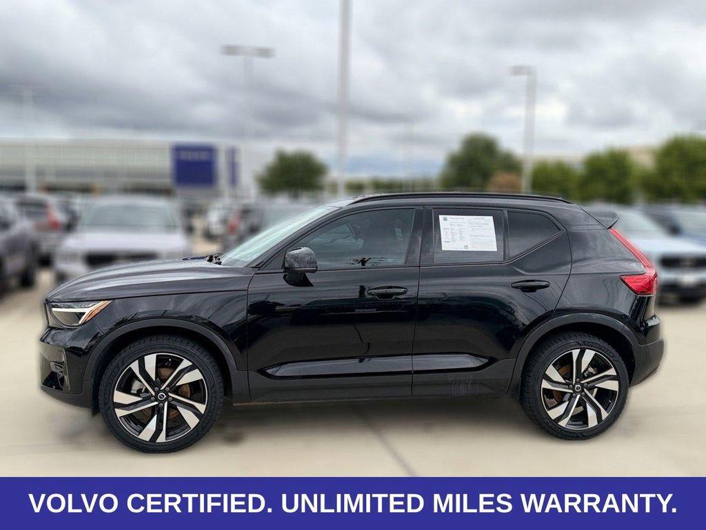 used 2024 Volvo XC40 car, priced at $31,974