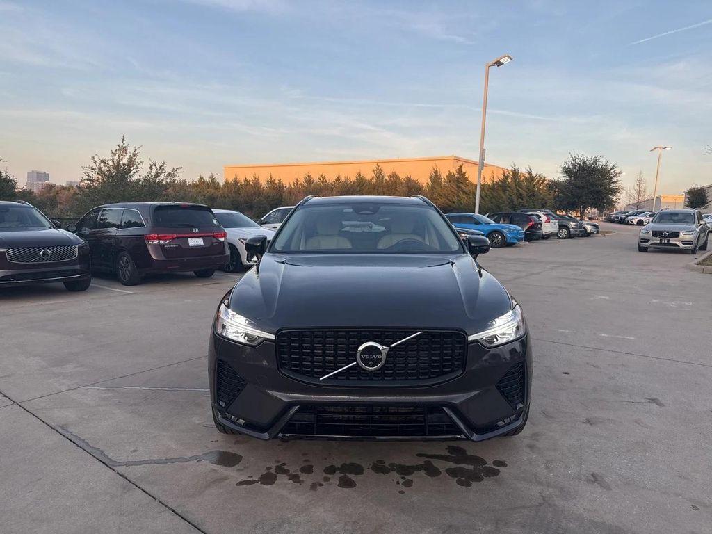 used 2023 Volvo XC60 car, priced at $40,777