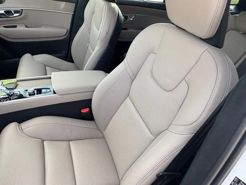 new 2026 Volvo XC90 Plug-In Hybrid car, priced at $87,495