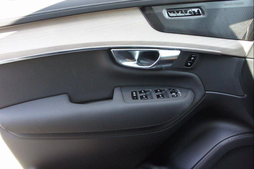 new 2026 Volvo XC90 car, priced at $71,495