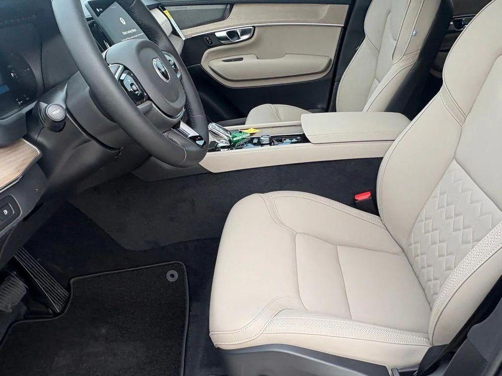 new 2026 Volvo XC90 Plug-In Hybrid car, priced at $80,245