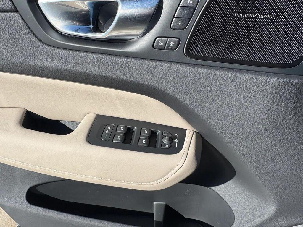 new 2026 Volvo XC60 car, priced at $59,160