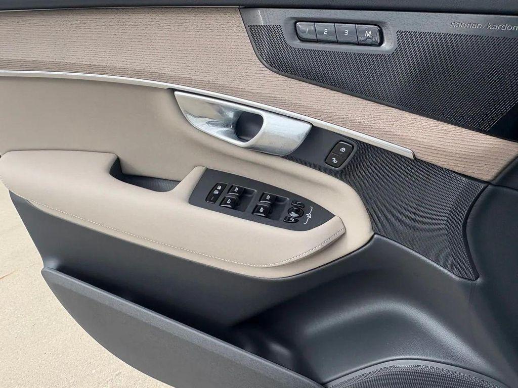 new 2026 Volvo XC90 Plug-In Hybrid car, priced at $81,875